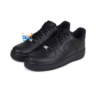 SleekStride Classic Black Sneakers