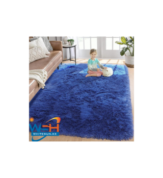 Fluffy carpet