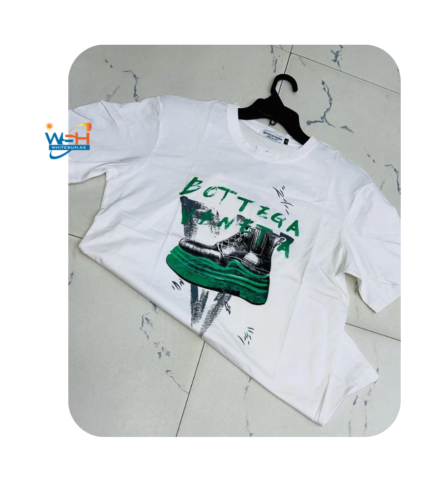 Verde Vogue Graphic Tee