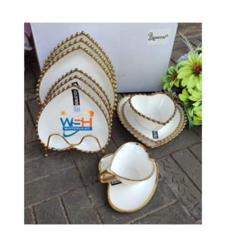 Nordic heart-shaped dinner set with gold rim