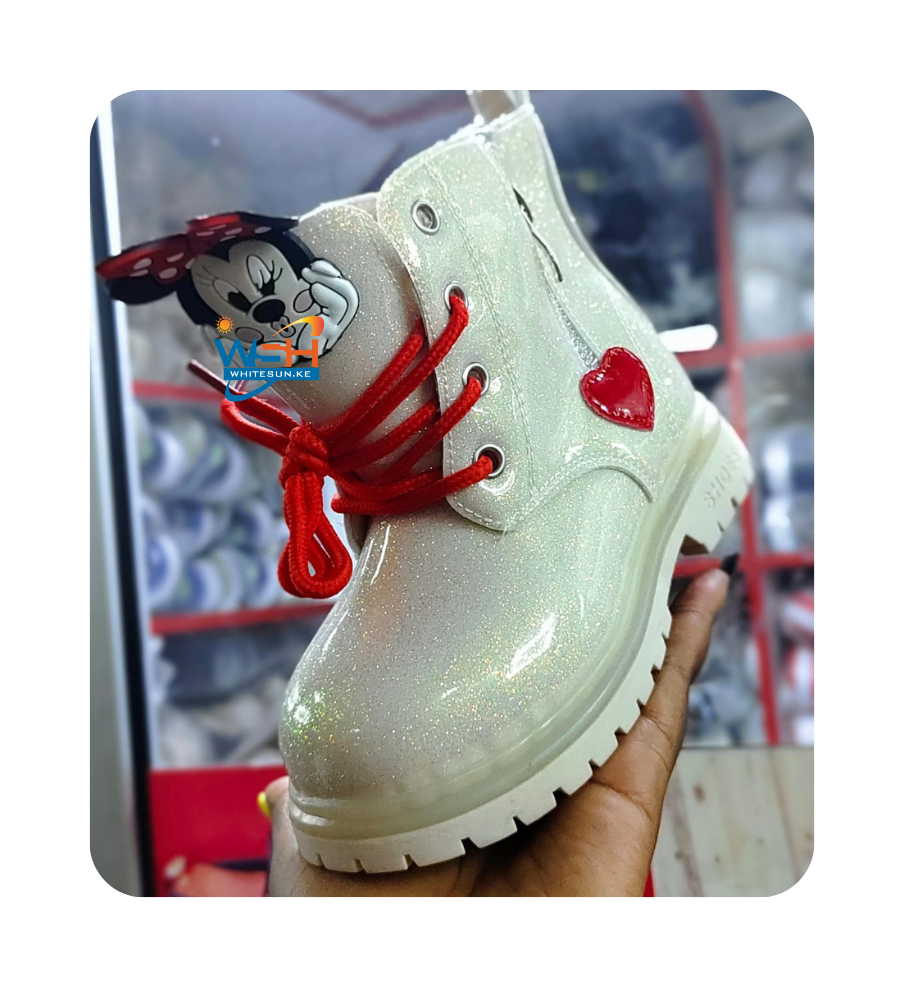 Kids boots