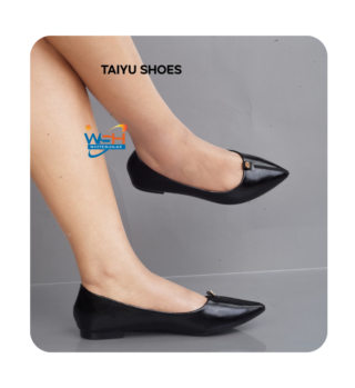 Pointed-Toe Flats