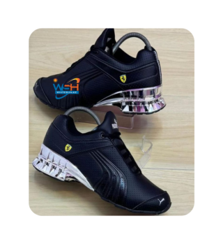 Athletic Shoes with Iridescent Heel
