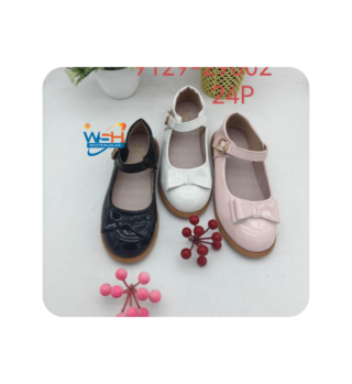 Glossy Children's Shoes with Bow Accent