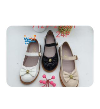 Glossy Children's Shoes with Bow Accent 1
