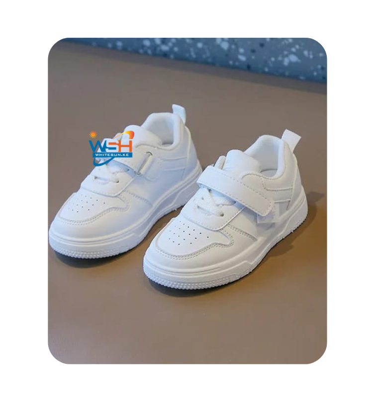 Kid's elegant sneakers