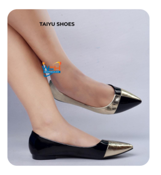 Brown Women's Flat Shoes
