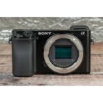 Sony Alpha A6100 3-1100x1100w