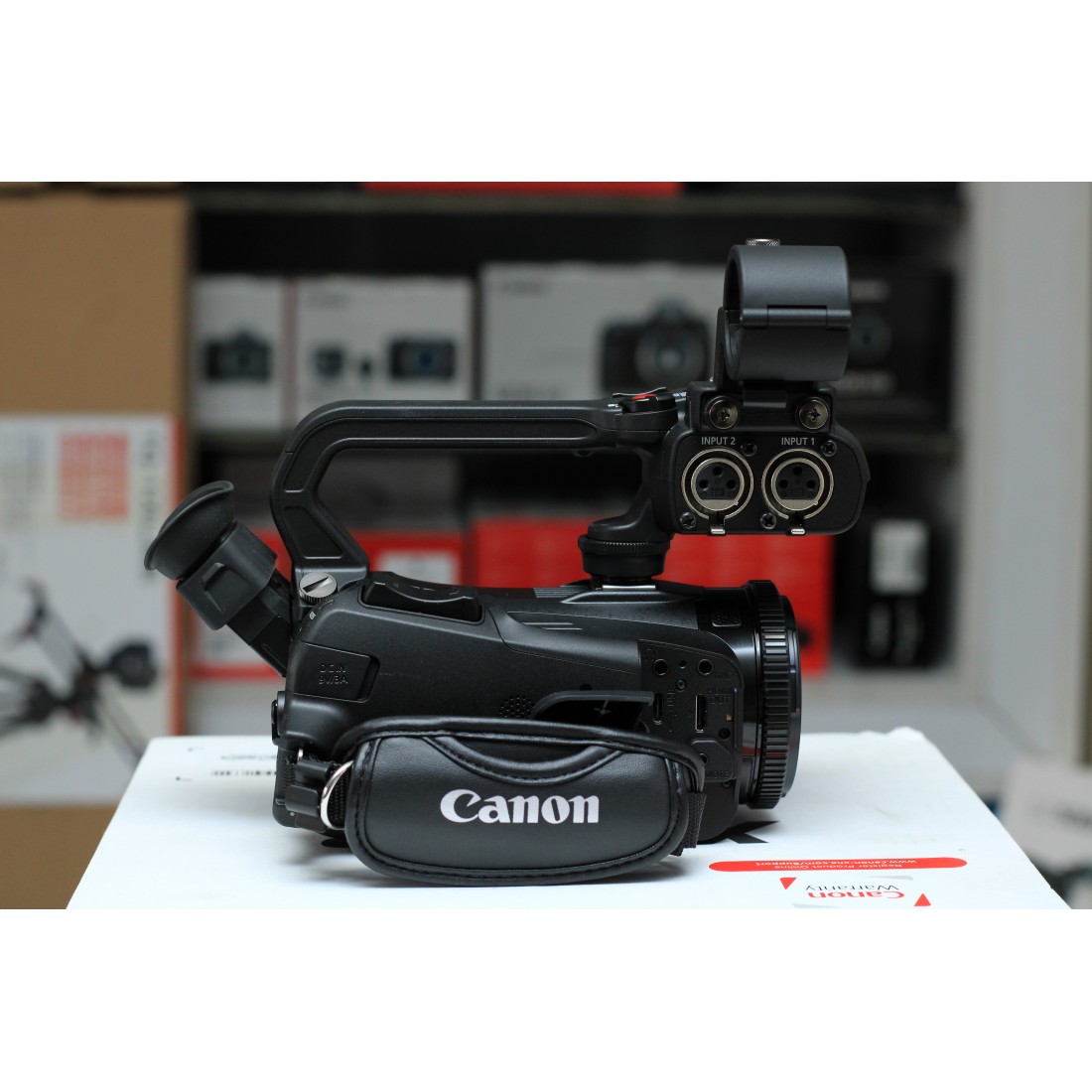 Canon XA60B 4K Camcorder - Image 9