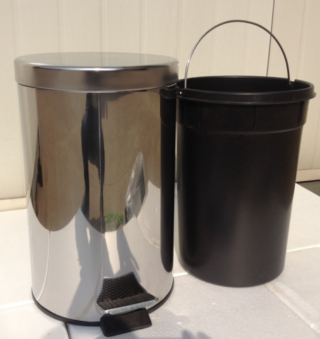 STAINLESS STEEL PEDAL DUSTBINS, 12L, WITH BLACK PLASTIC BIN WITH HANDLE INSIDE