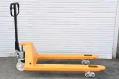 Pallet Jack, 3T (Height) 200Mm (Lifting Weight) 3T (Dimension)685*1200Mm - Image 2