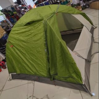 Outdoor Tent – 210x200x135cm, 210D Oxford, Steel Poles (3–4 Pax)