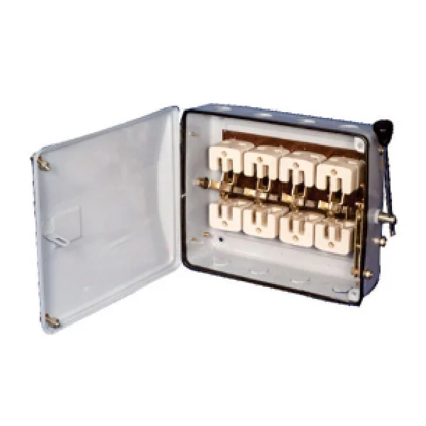 Change Over Switch – 415V – 4 Pole 32Amp Kew
